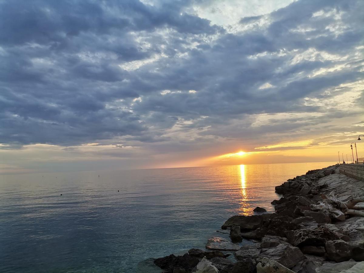 Apartment Studio Zvonka Zambratija  Εξωτερικό φωτογραφία