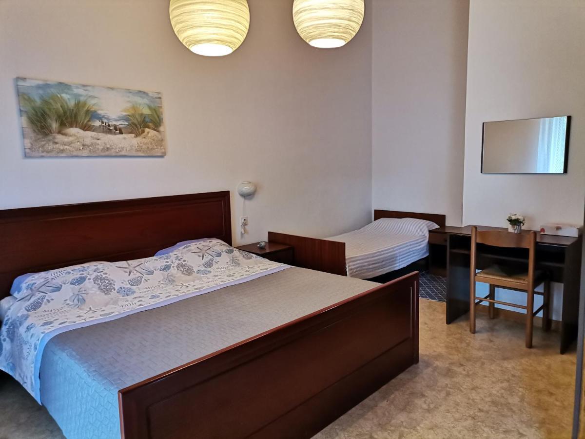 Apartment Studio Zvonka Zambratija  Εξωτερικό φωτογραφία