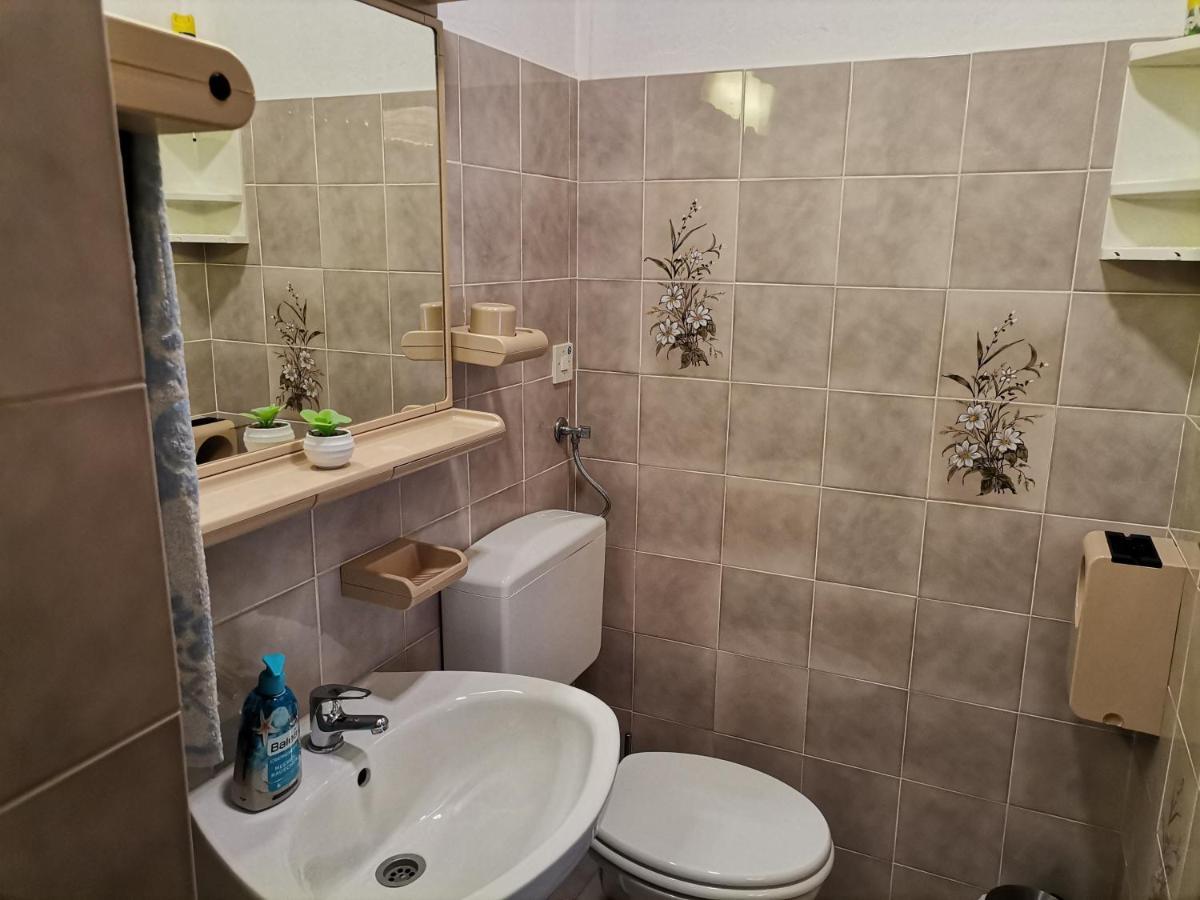 Apartment Studio Zvonka Zambratija  Εξωτερικό φωτογραφία